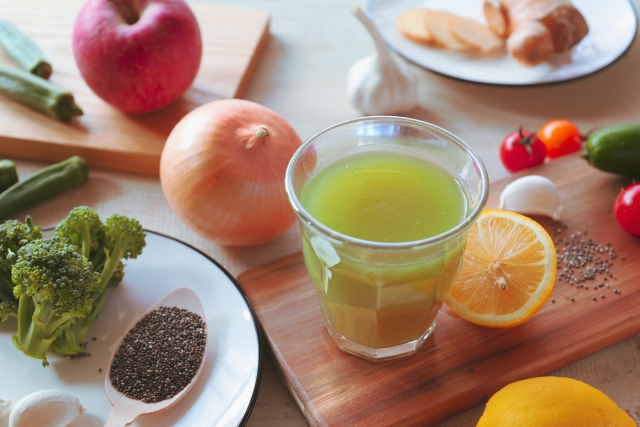 デトックス習慣、デトックス、酵素。ビタミン、ミネラル